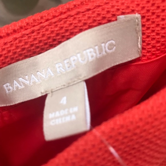 NWT Banana Republic mini skirt in size 4. - Picture 3 of 7